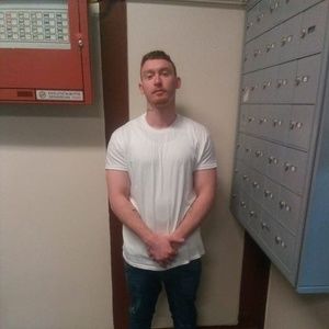 Meet your Posher, Adam